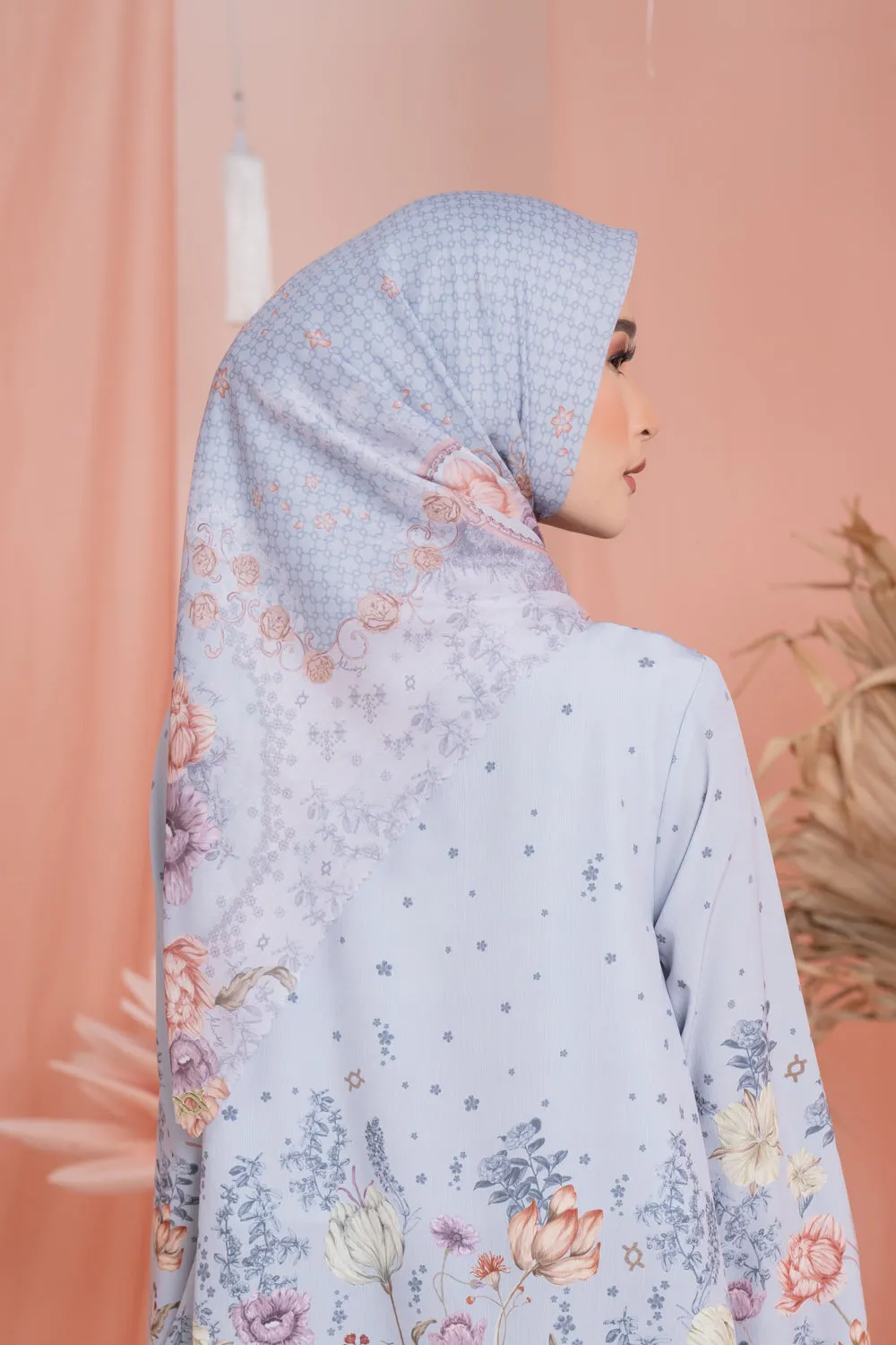 Dayana Scarf Blooming Silver