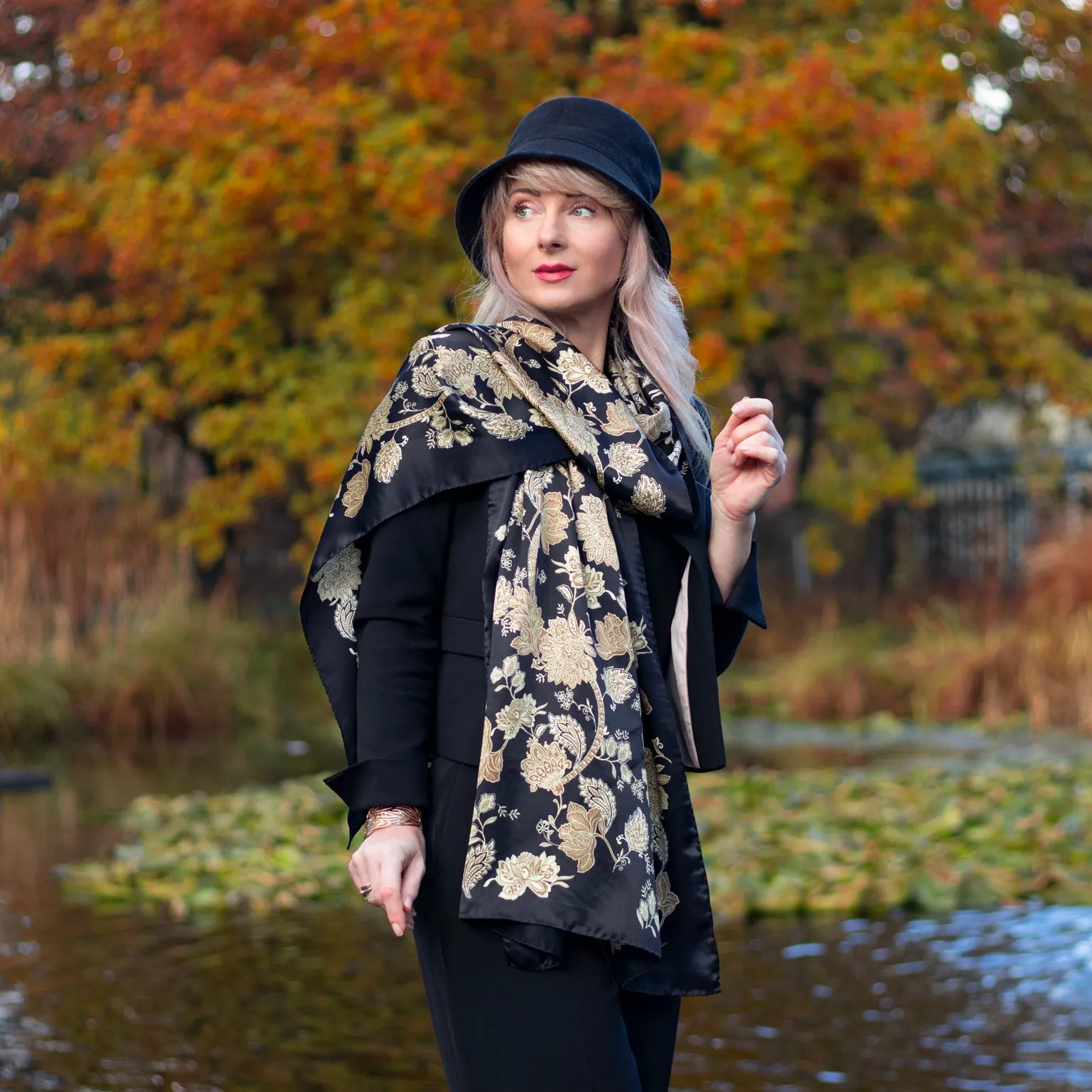 Esmeralda - Silk Scarf/Shawl - Black & Gold