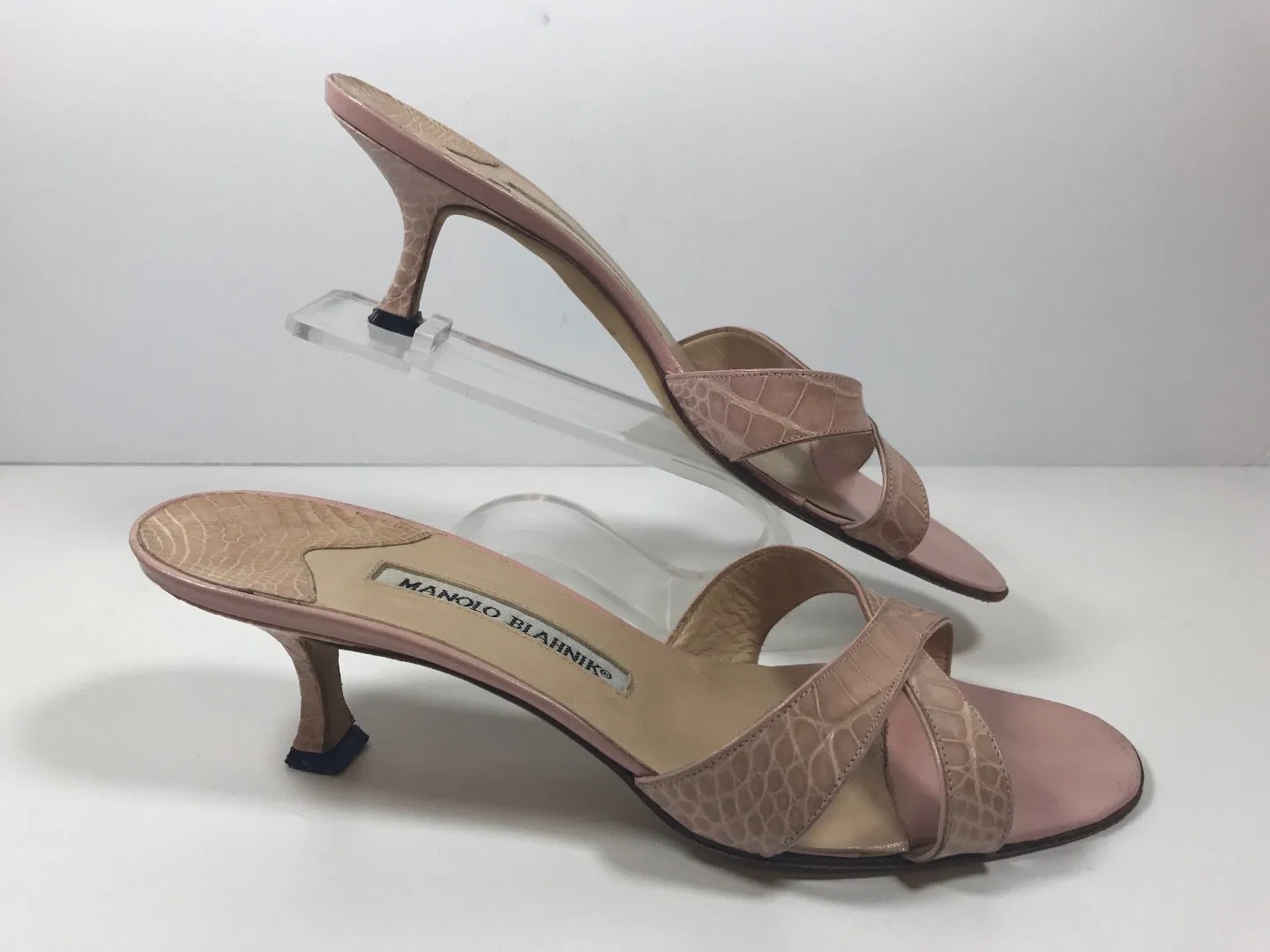 MANOLO BLAHNIK Pink Crocodile Cross Strap Sandal Slide Heel Size 7 1/2