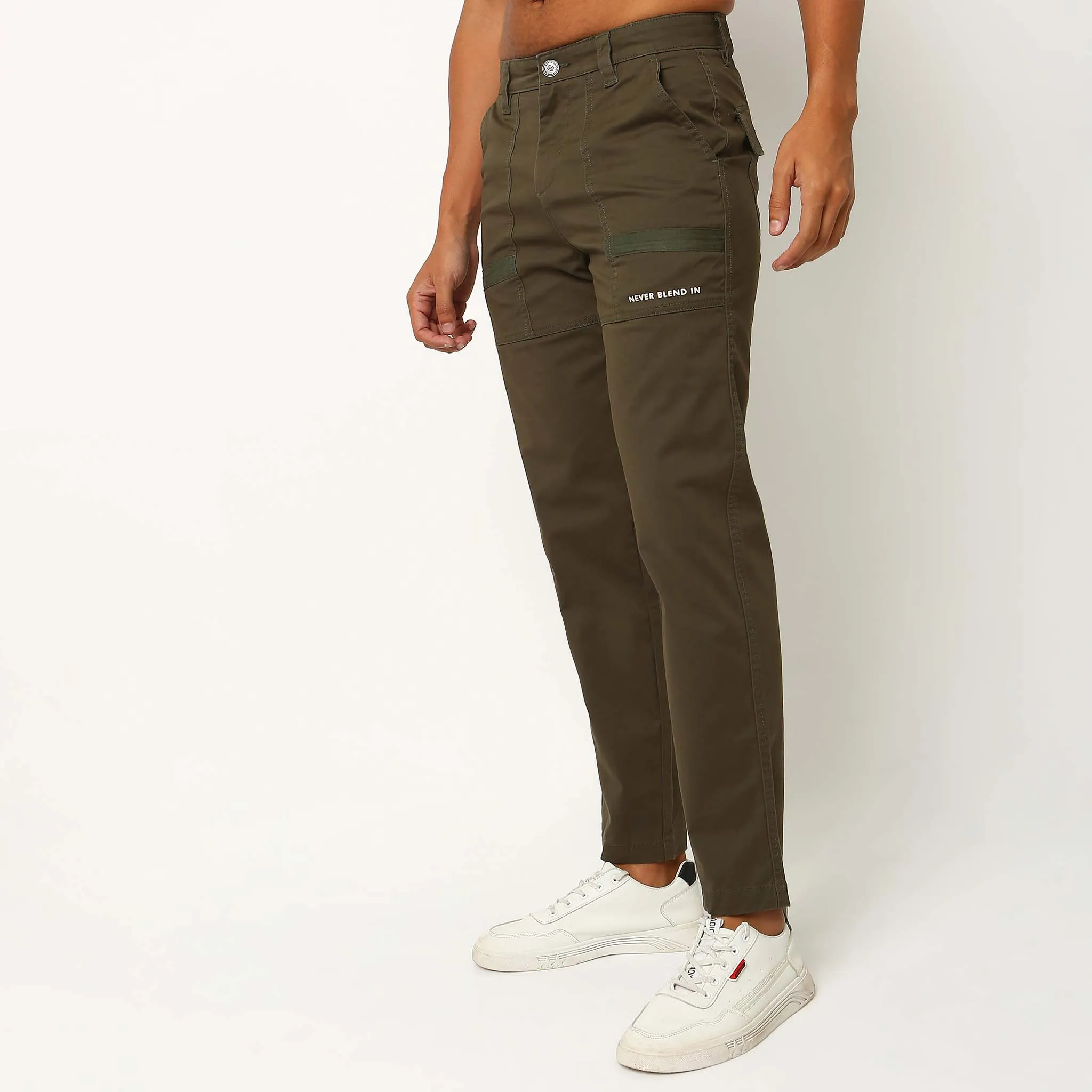 Mid Rise Signature Cargo Pants