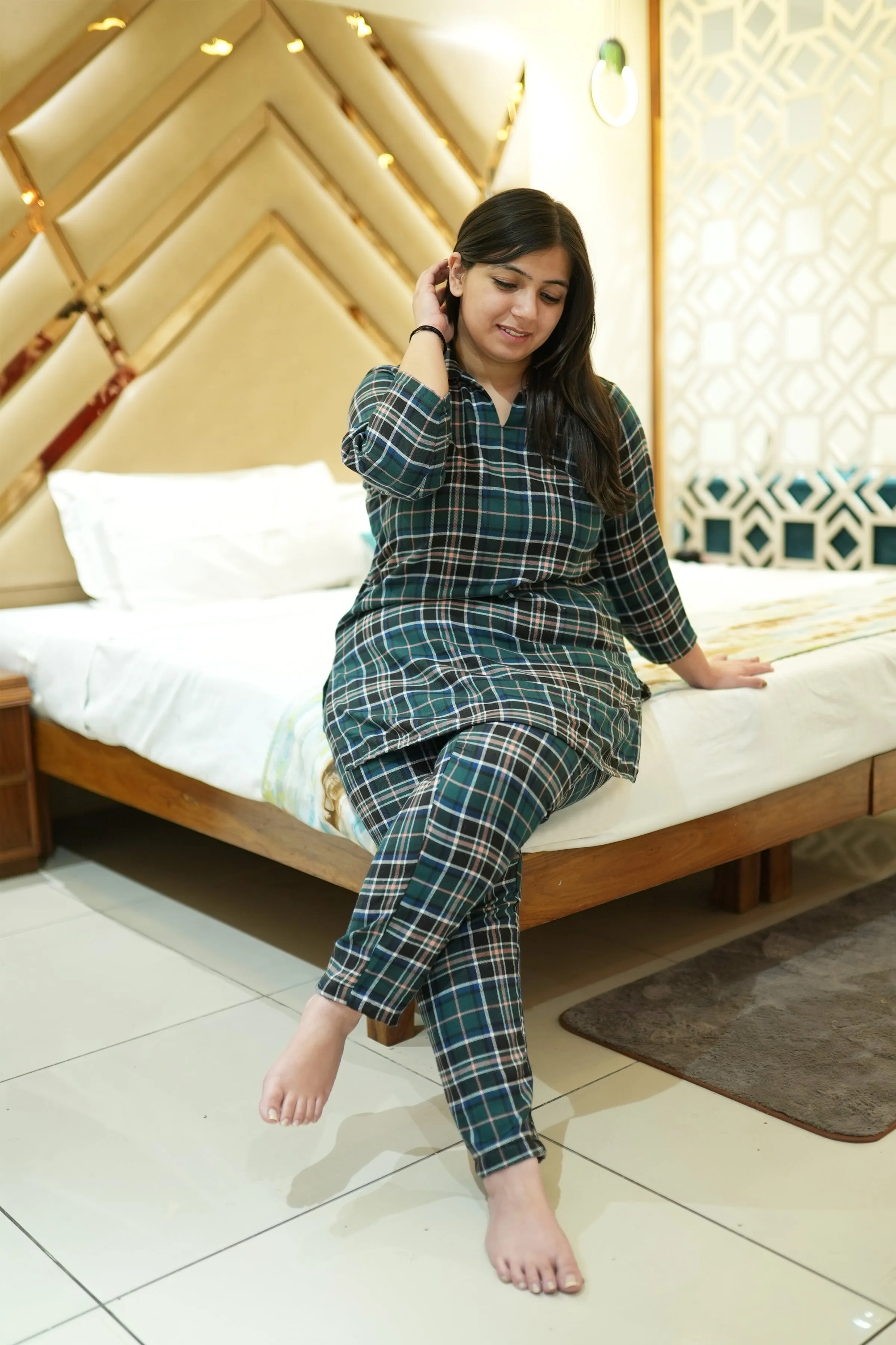 Midnight Moss Woollen Night Suit