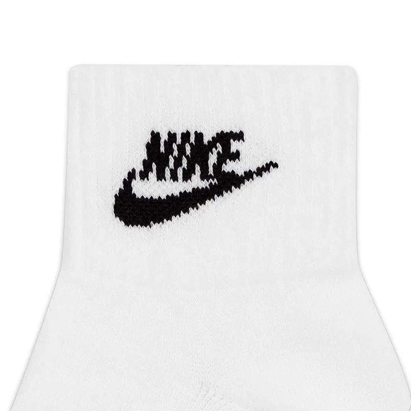 Nike Unisex Everyday Essential Ankle Socks (3 Pairs)