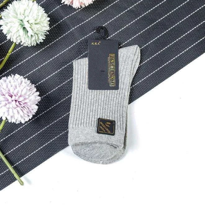 Socks men's autumn and winter new double needle Solid Color Japanese retro couple medium tube cotton socks