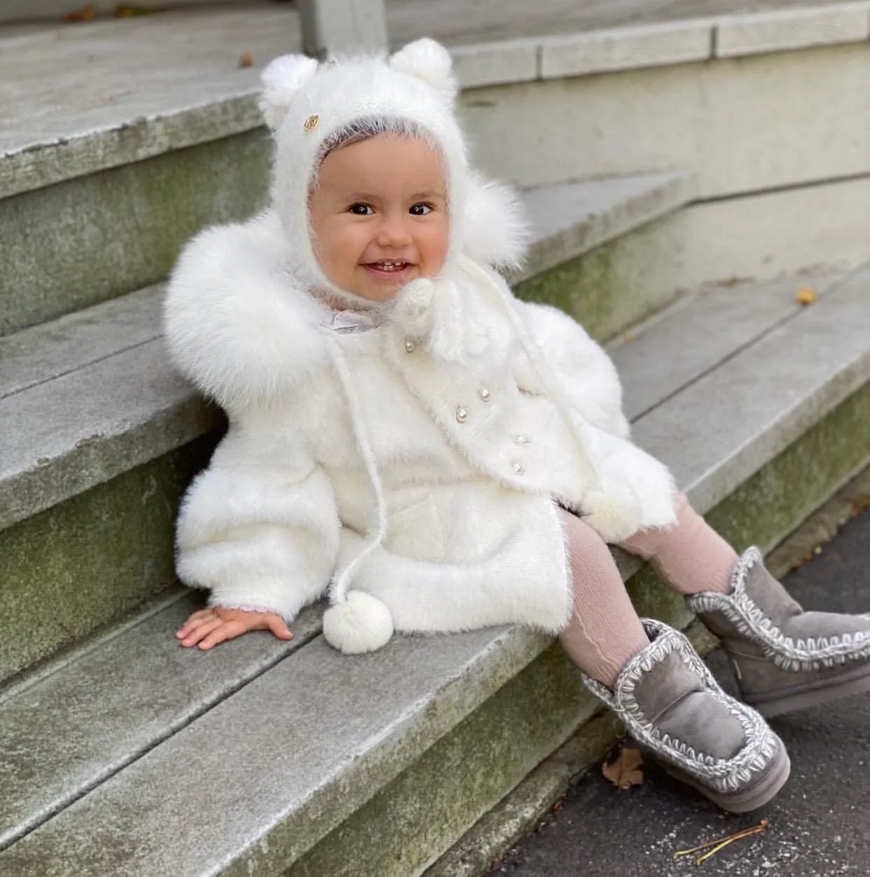 White Cashmere Teddy Hat