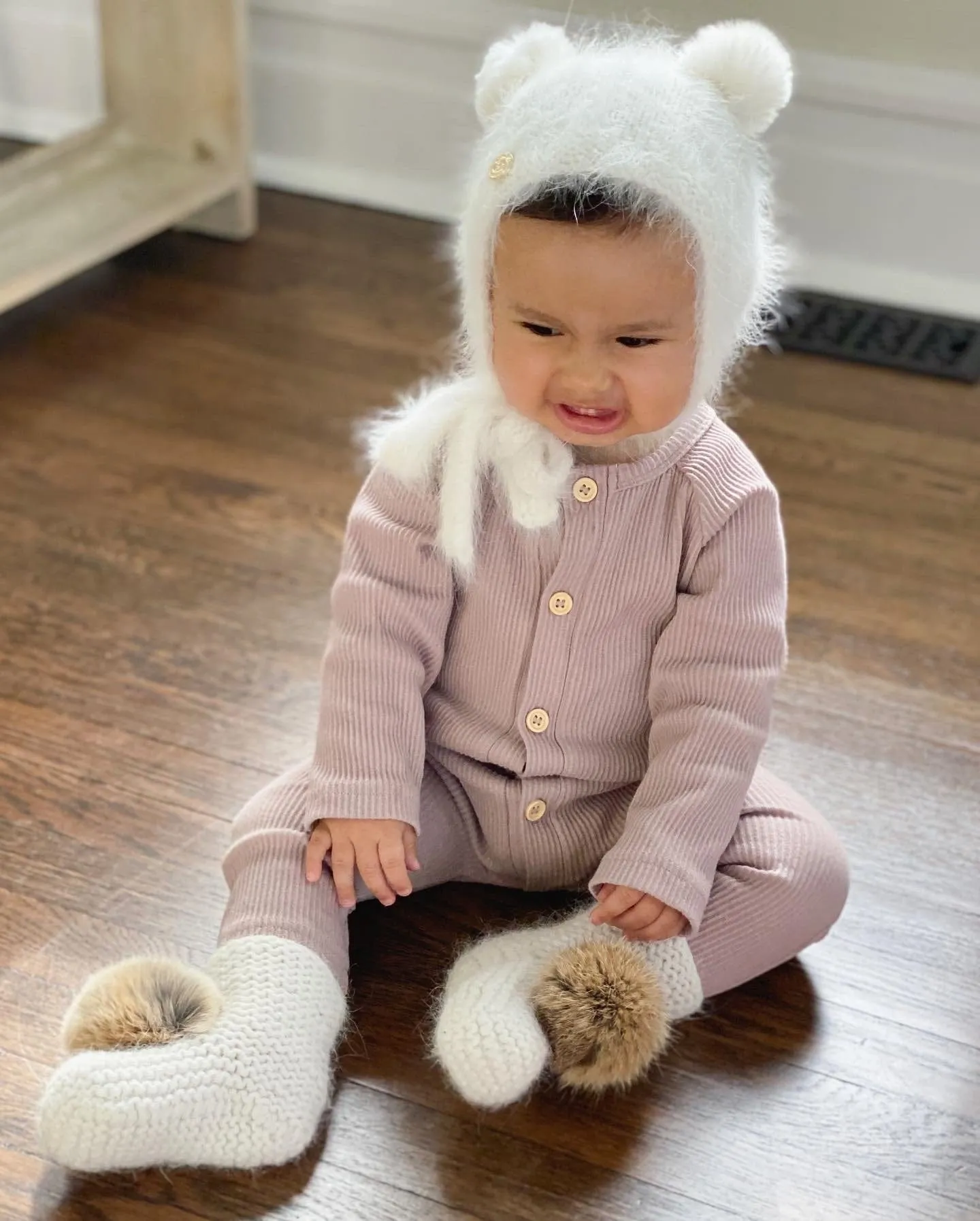 White Cashmere Teddy Hat