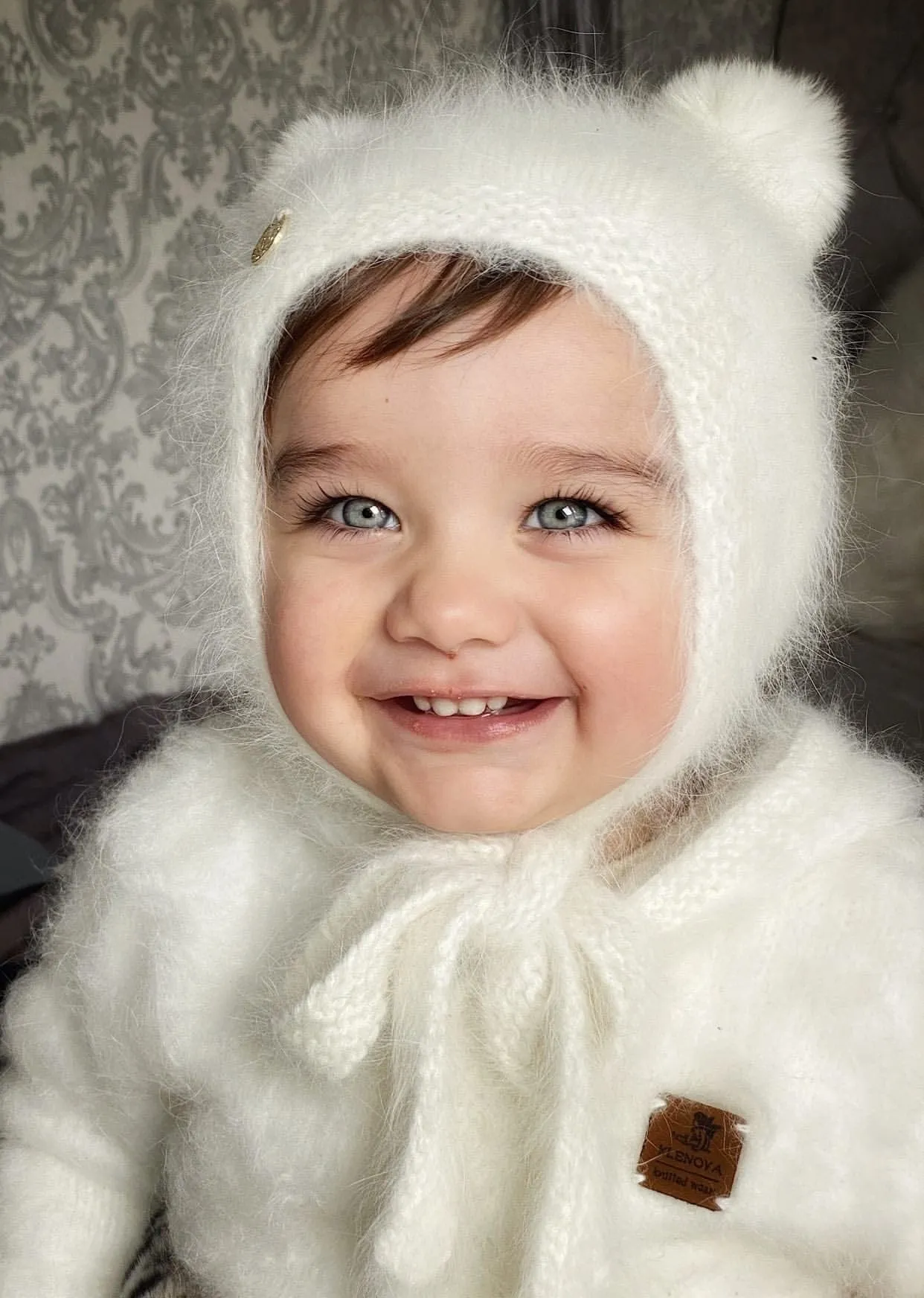 White Cashmere Teddy Hat